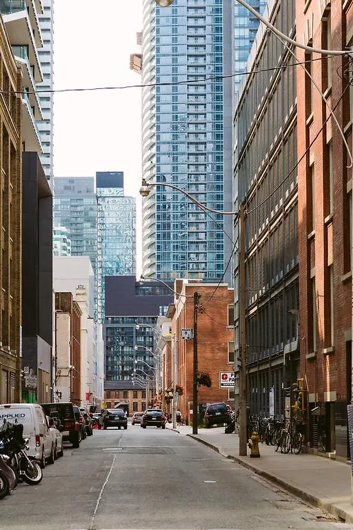 Quickstay - Luxury Executive In Yorkville Toronto Apartment