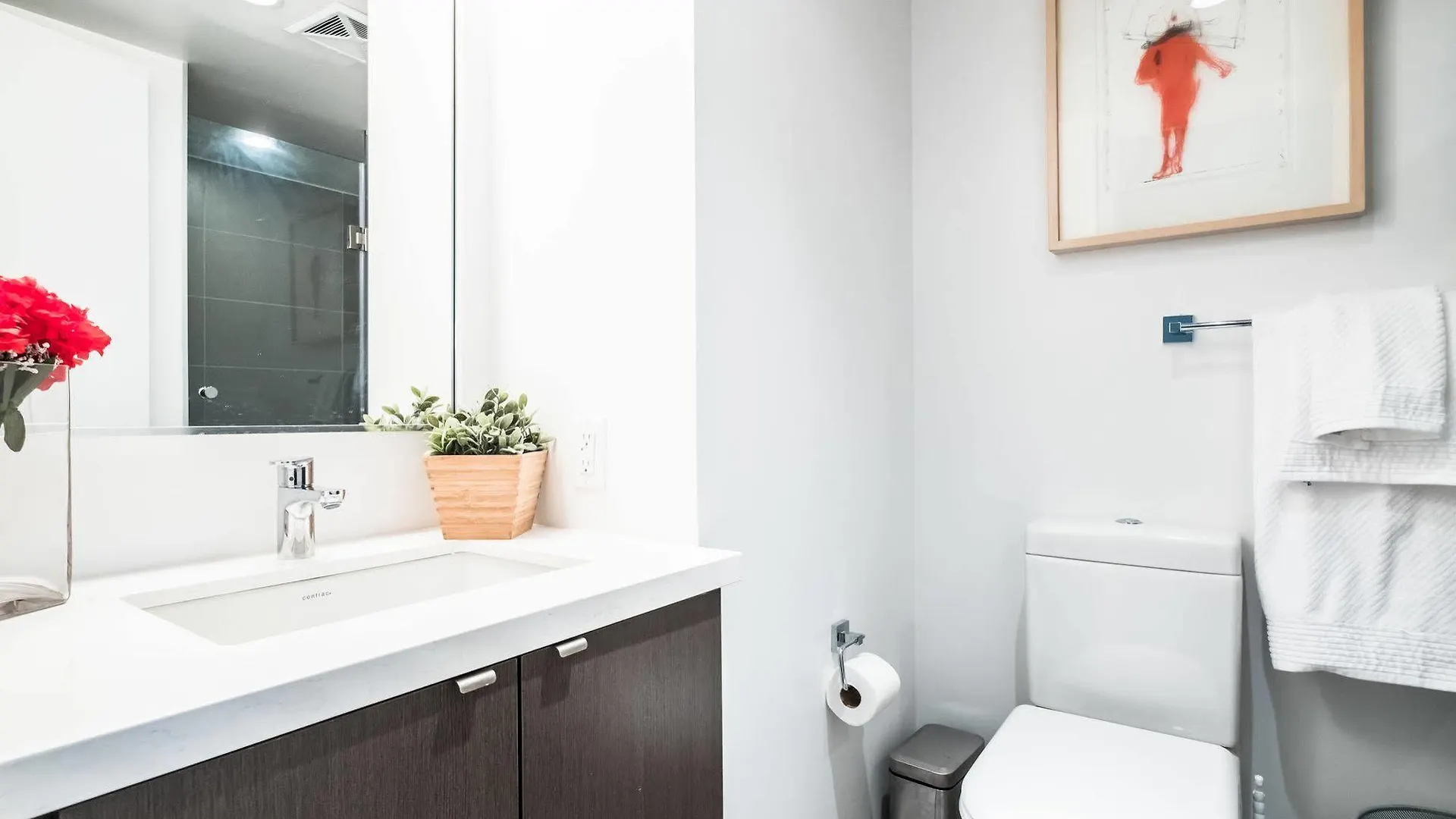 Quickstay - Luxury Executive In Yorkville Toronto Canada